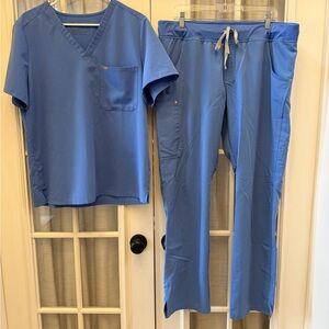 XL Women’s Ceil Blue Figs Scrub Set Kade Cargo Pants EUC